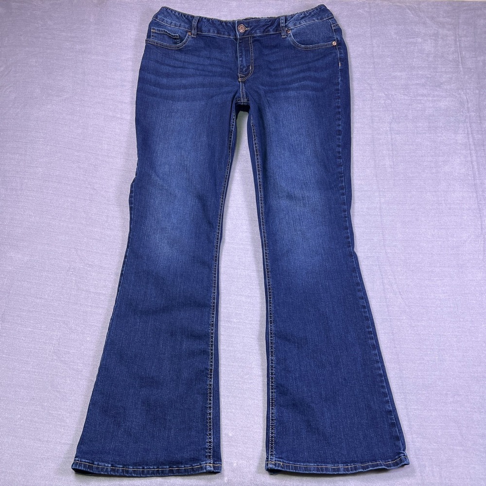 M.Jeans By Maurices Womens Blue Denim Classic Mid Rise Flare Jeans Size 16W